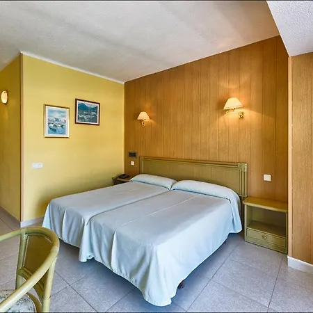 Hotel Marina 2*