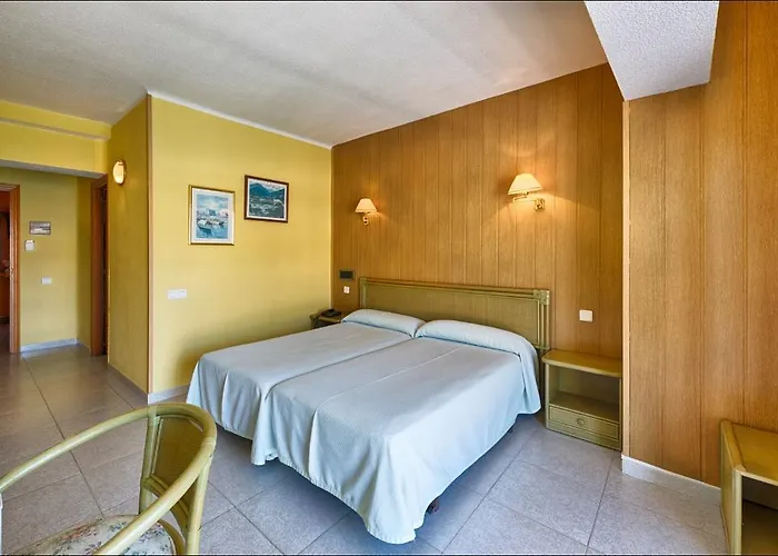 Hotel Marina 2*